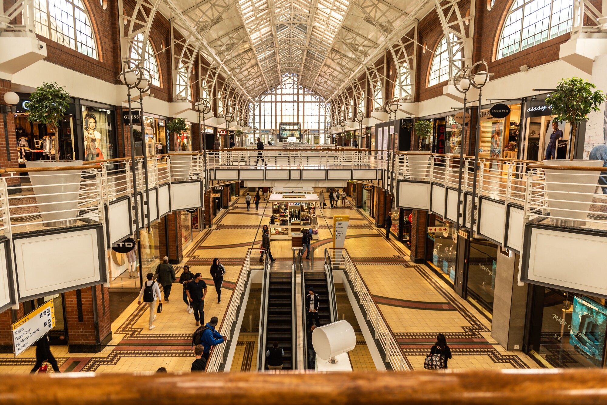 What to Know About Renting Out a Commercial Space for Lease